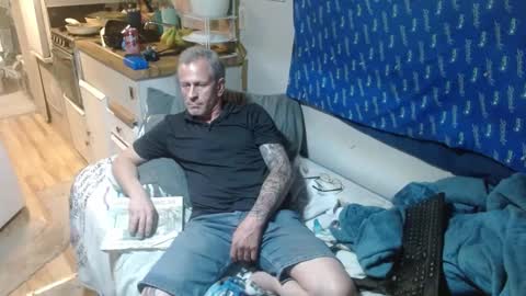 Snapshot of theoneyouwant2fuck chatting on 03/11/25, 04:21 theoneyouwanttwofuck online show from 03/11/25, 04:21