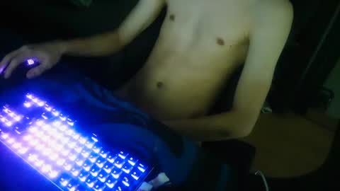 Snapshot of theothede19cm chatting on 01/14/26, 12:11 theothede19cm online show from 01/14/26, 12:11