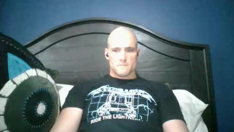 Snapshot of theoutfitter chatting on 05/18/26, 07:52 MISTERPOWERS online show from 05/18/26, 07:52
