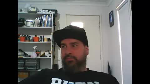 aussiebeard online show from 12/27/24, 03:42