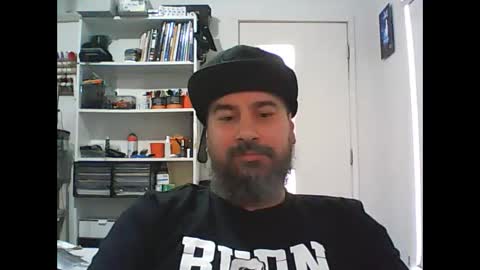 aussiebeard online show from 10/17/25, 02:48