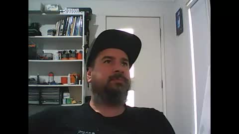 aussiebeard online show from 10/21/25, 03:40