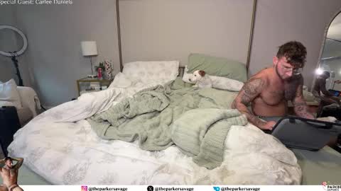 Snapshot of theparkersavage chatting on 12/17/25, 08:26 Parker Savage online show from 12/17/25, 08:26