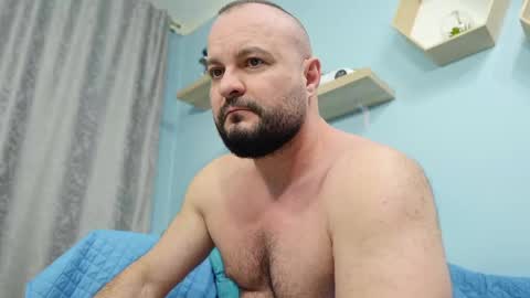 Chris online show from 02/10/25, 06:35