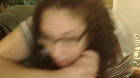 Amelia online show from 11/30/25, 02:48