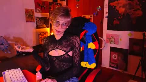 Snapshot of theprince_red chatting on 04/17/26, 08:56 Matt independent model online show from 04/17/26, 08:56