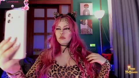 Snapshot of theprincess_rosee chatting on 11/01/25, 04:36 Rosie online show from 11/01/25, 04:36