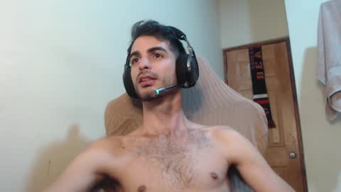 Santiago Enrique online show from 03/03/25, 05:20