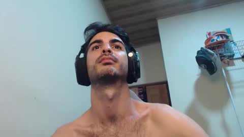 Santiago Enrique online show from 09/28/25, 03:56