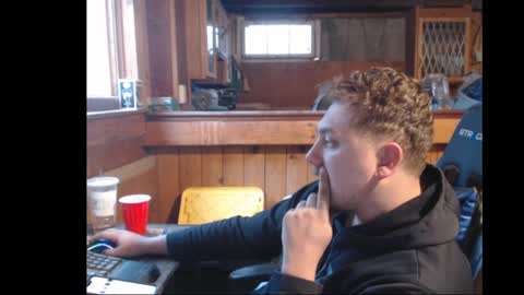 Snapshot of therealbigcheese0695 chatting on 02/11/25, 09:46 therealbigcheese0695 online show from 02/11/25, 09:46