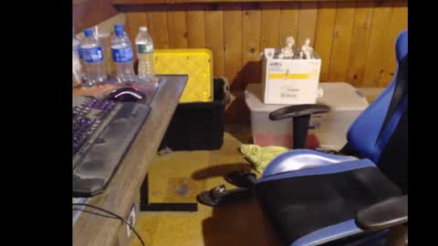 Snapshot of therealbigcheese0695 chatting on 10/03/25, 09:45 therealbigcheese0695 online show from 10/03/25, 09:45