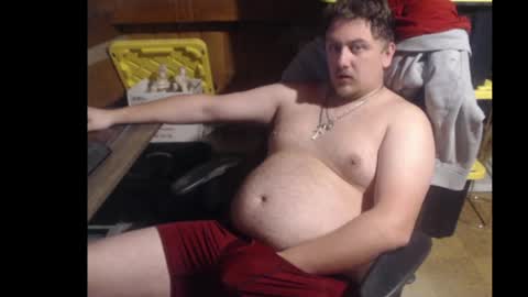 Snapshot of therealbigcheese0695 chatting on 03/25/26, 01:33 therealbigcheese0695 online show from 03/25/26, 01:33