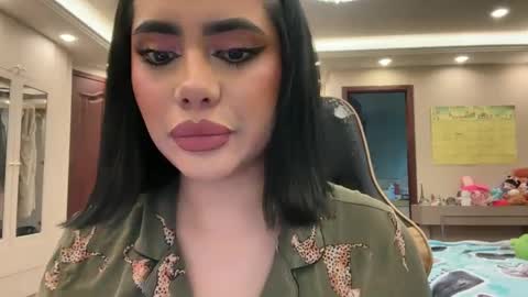 Snapshot of therealcamilabaddie chatting on 09/10/25, 08:42 therealcamilabaddie online show from 09/10/25, 08:42