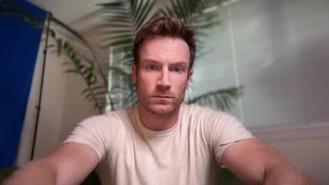 Snapshot of therealveggieboy chatting on 09/12/25, 10:43 Pookie online show from 09/12/25, 10:43