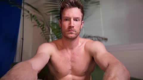 Snapshot of therealveggieboy chatting on 10/16/25, 11:39 Pookie online show from 10/16/25, 11:39