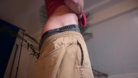 Snapshot of therealveggieboy chatting on 10/22/25, 01:17 Pookie online show from 10/22/25, 01:17