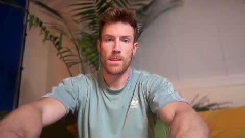 Snapshot of therealveggieboy chatting on 11/08/25, 12:33 Pookie online show from 11/08/25, 12:33