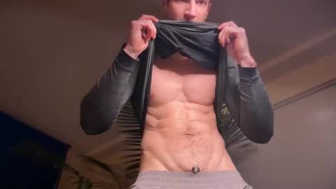 Snapshot of therealveggieboy chatting on 11/19/25, 12:43 Pookie online show from 11/19/25, 12:43