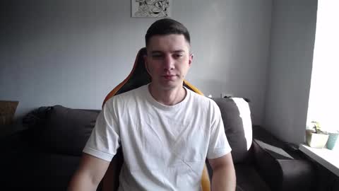 Snapshot of theroadtomars chatting on 10/26/25, 08:09 Nick online show from 10/26/25, 08:09