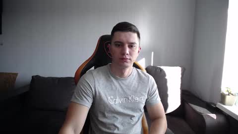 Snapshot of theroadtomars chatting on 10/30/25, 07:54 Nick online show from 10/30/25, 07:54