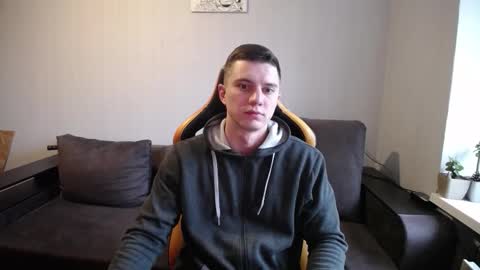 Snapshot of theroadtomars chatting on 11/11/25, 12:49 Nick online show from 11/11/25, 12:49