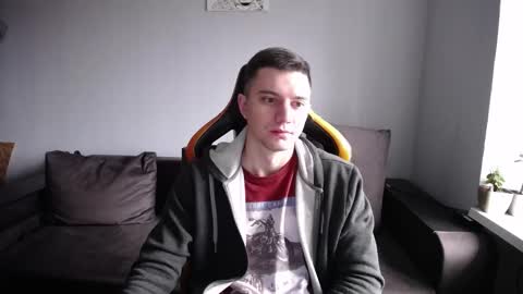 Snapshot of theroadtomars chatting on 11/30/25, 09:24 Nick online show from 11/30/25, 09:24