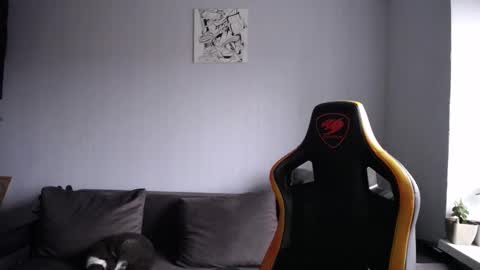 Snapshot of theroadtomars chatting on 12/03/25, 08:56 Nick online show from 12/03/25, 08:56