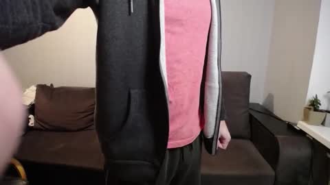 Snapshot of theroadtomars chatting on 12/03/25, 09:35 Nick online show from 12/03/25, 09:35