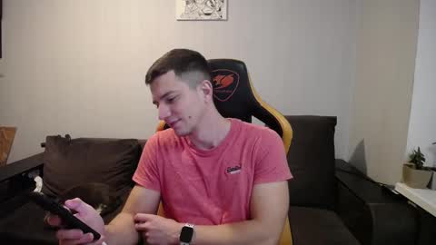 Snapshot of theroadtomars chatting on 12/04/25, 02:15 Nick online show from 12/04/25, 02:15