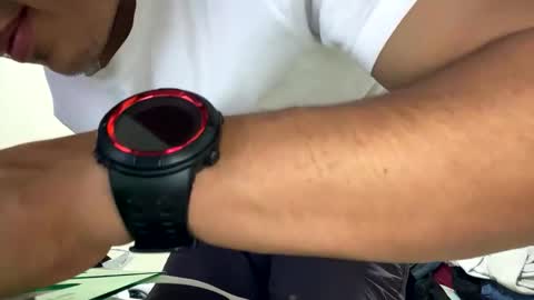 Snapshot of therondevereaux chatting on 02/20/26, 02:19 Theron Devereaux online show from 02/20/26, 02:19