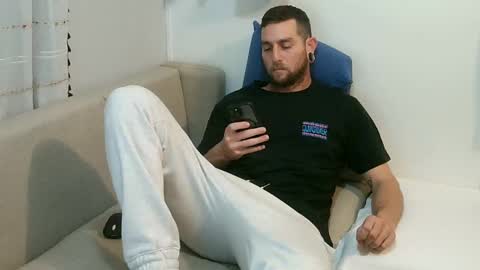 Snapshot of thesagie chatting on 12/12/24, 11:03 VEGAS online show from 12/12/24, 11:03