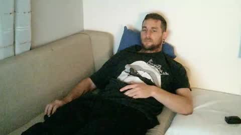 Snapshot of thesagie chatting on 12/14/24, 02:23 VEGAS online show from 12/14/24, 02:23