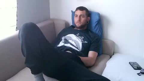 Snapshot of thesagie chatting on 12/14/24, 05:40 VEGAS online show from 12/14/24, 05:40