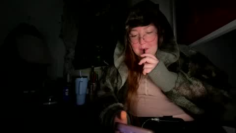 Snapshot of thesashadomme chatting on 01/15/25, 05:08 The Sasha Domme online show from 01/15/25, 05:08