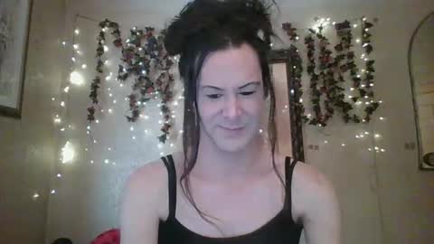 Snapshot of thesillymillie chatting on 01/17/26, 08:12 sillymillie0 online show from 01/17/26, 08:12