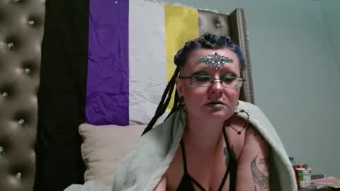 Siren of the Fae online show from 12/04/25, 01:48