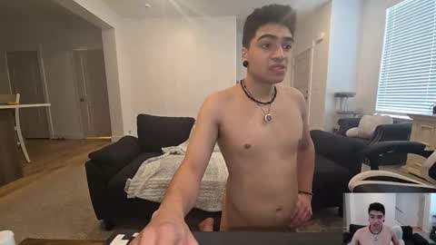 Snapshot of theslutcouple98 chatting on 01/14/26, 07:19 theslutcouple98 online show from 01/14/26, 07:19