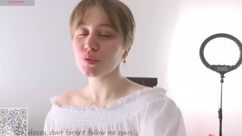 Lucia online show from 02/13/26, 08:10