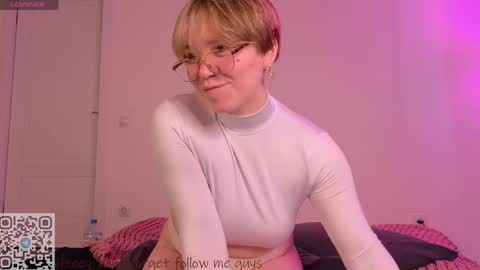 Lucia online show from 04/30/26, 04:30