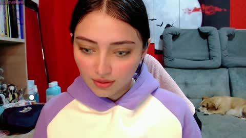 Snapshot of thesweethari chatting on 01/10/25, 11:50 I dont do real meetings My bio online show from 01/10/25, 11:50