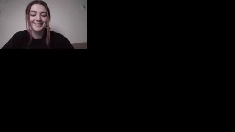 Snapshot of thetinymermaid chatting on 12/31/24, 03:34 theTinyMermaid online show from 12/31/24, 03:34