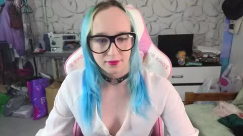 Snapshot of thetrixy chatting on 10/01/25, 07:47 The Great And Powerful Trixie online show from 10/01/25, 07:47