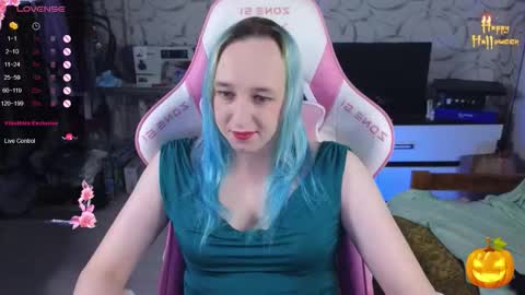 Snapshot of thetrixy chatting on 10/30/25, 10:49 The Great And Powerful Trixie online show from 10/30/25, 10:49