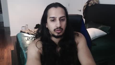 Snapshot of theworldisavampire2 chatting on 12/21/24, 07:03 theworldisavampire2 online show from 12/21/24, 07:03