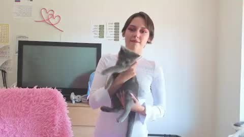 theysaidimcute online show from 08/07/26, 12:40