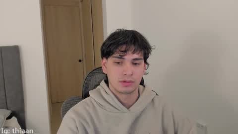 thiaan__ online show from 11/25/25, 12:21