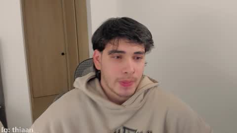 thiaan__ online show from 12/04/25, 01:26