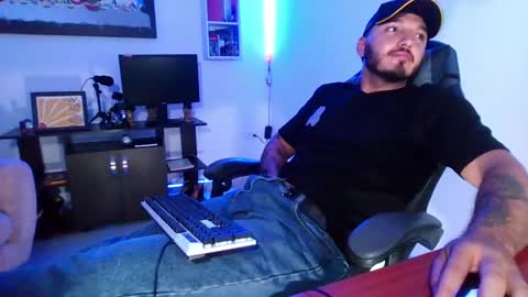thiago_420 online show from 05/15/26, 11:23