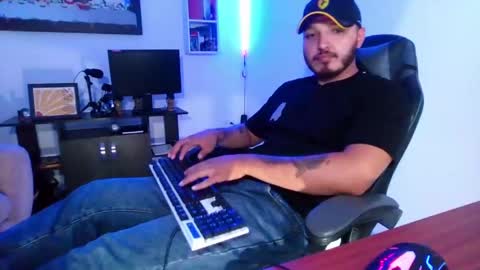thiago_420 online show from 05/16/26, 12:07