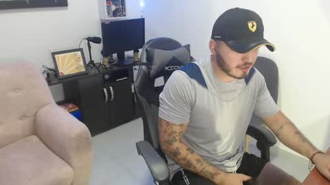 thiago_420 online show from 05/21/26, 11:23